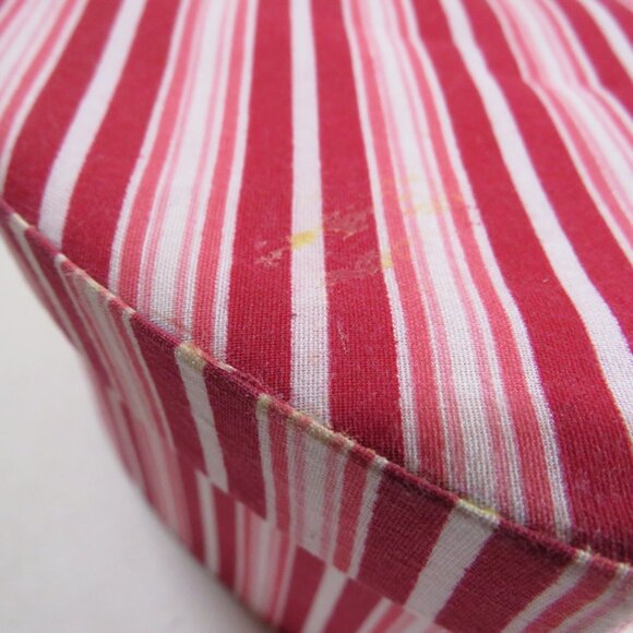 Fabric covered heart shaped box (Red, white and pink striped with padded top) - Picture 6 of 7
